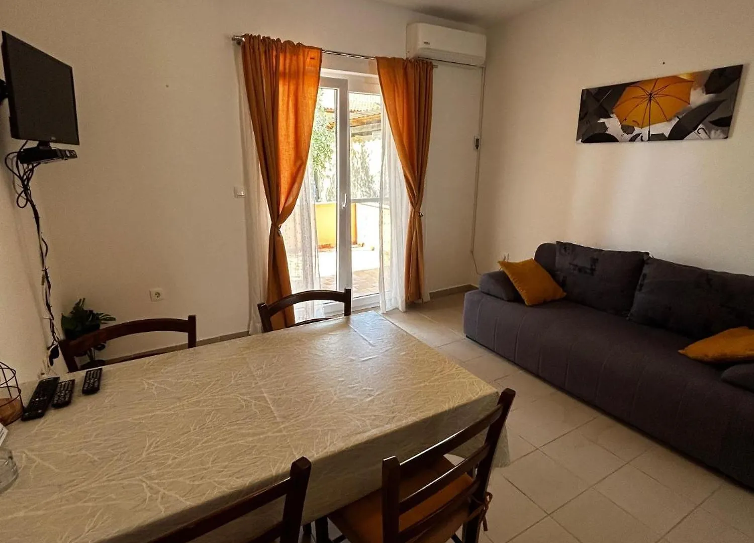 Cudina Beach Apartmens Pakoštane