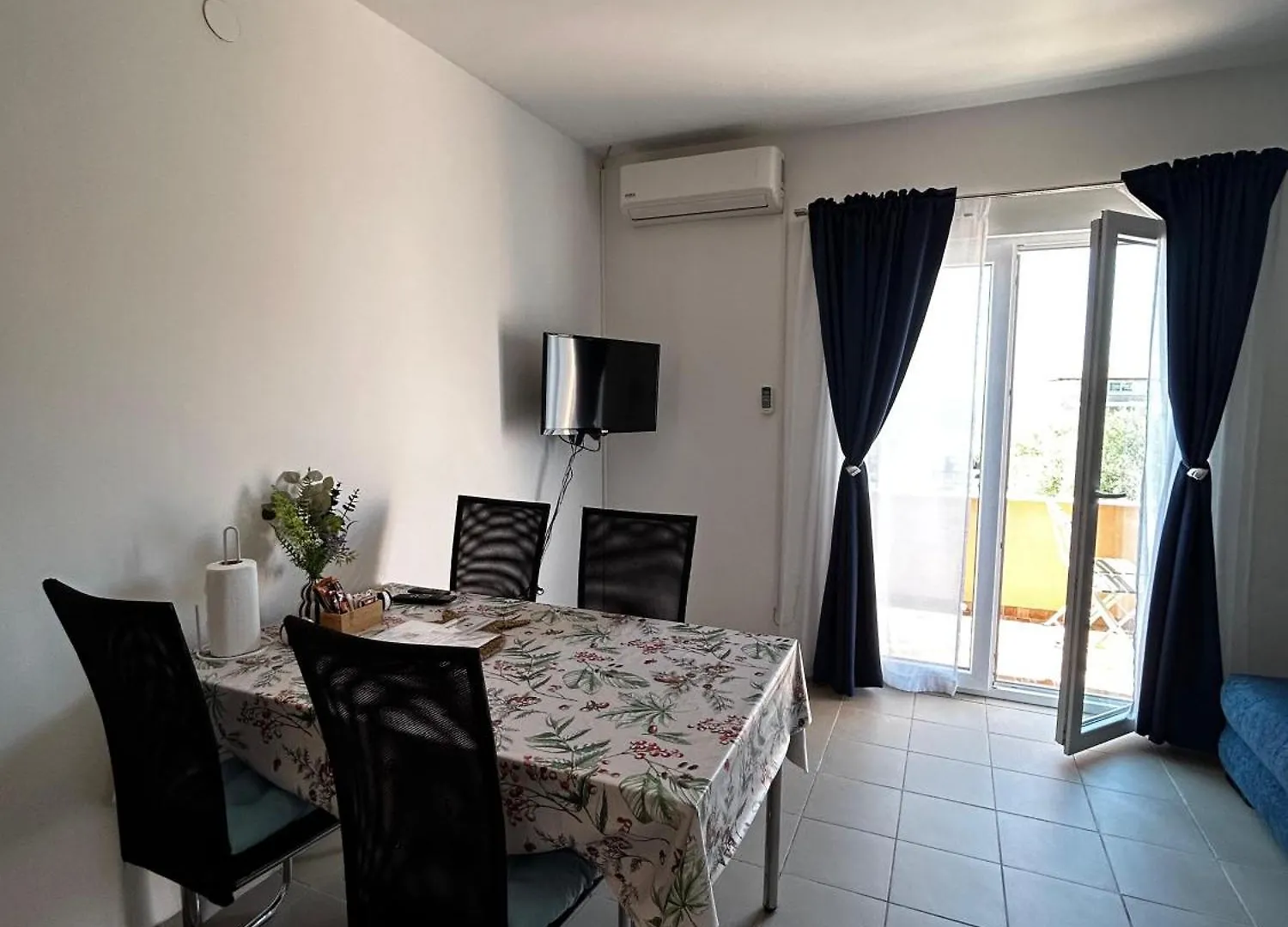 Cudina Beach Apartmens Pakoštane 0*,  クロアチア