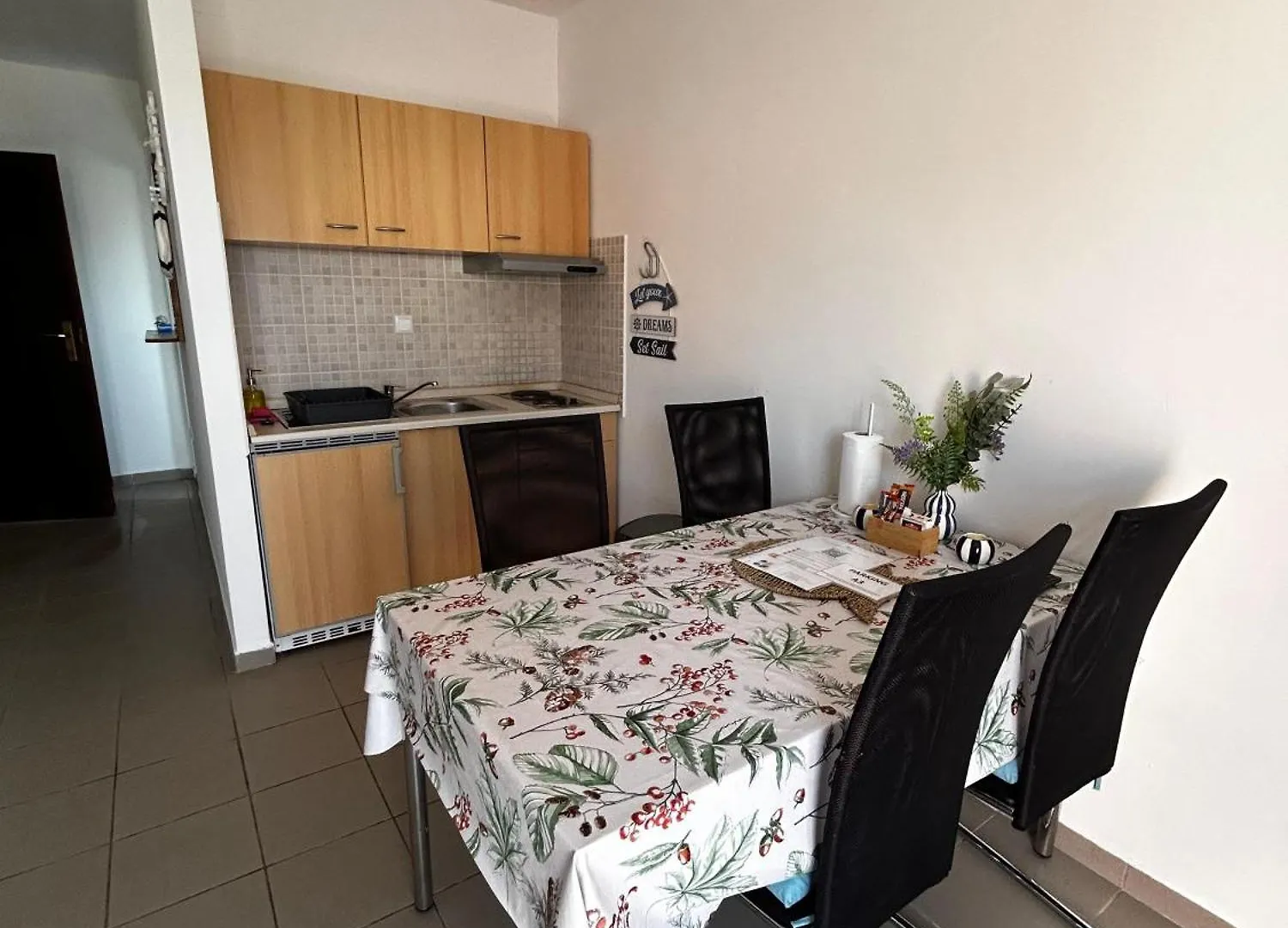 Cudina Beach Apartmens Pakoštane