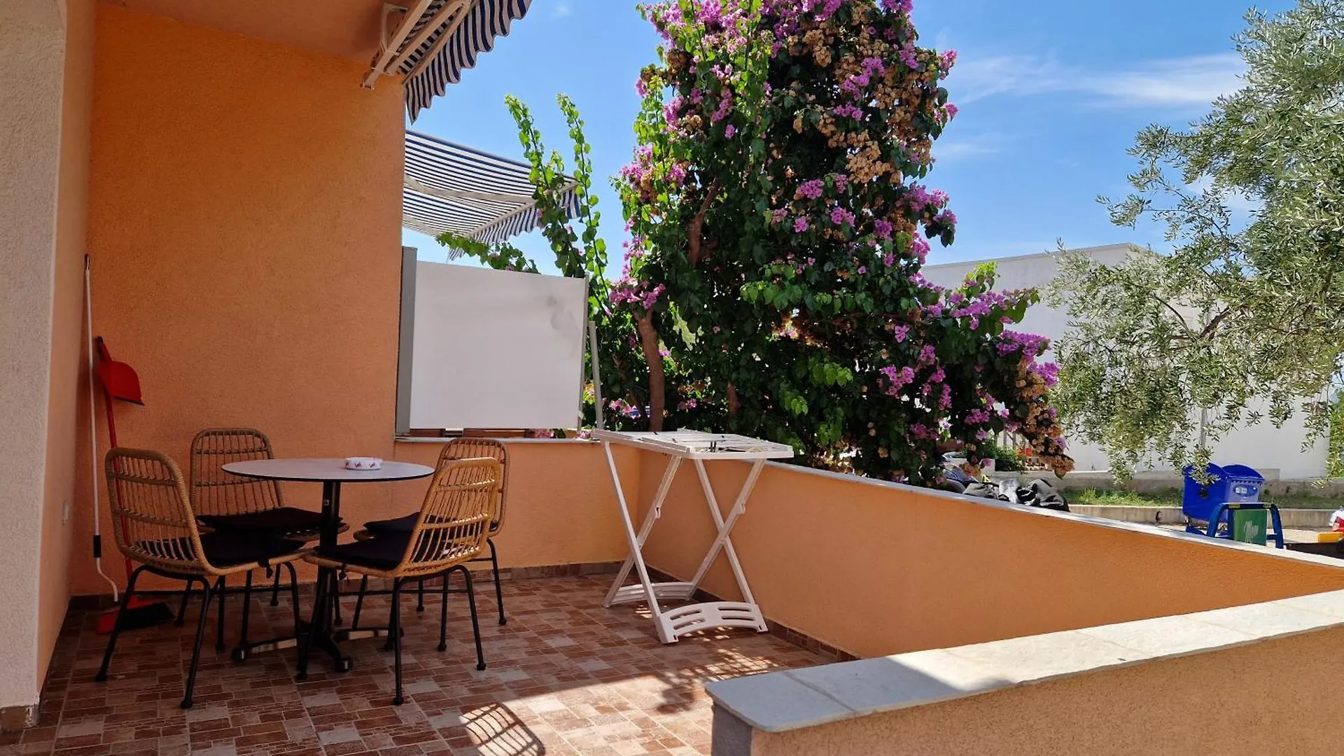 Cudina Beach Apartmens Pakoštane 0*,  Chorvatsko