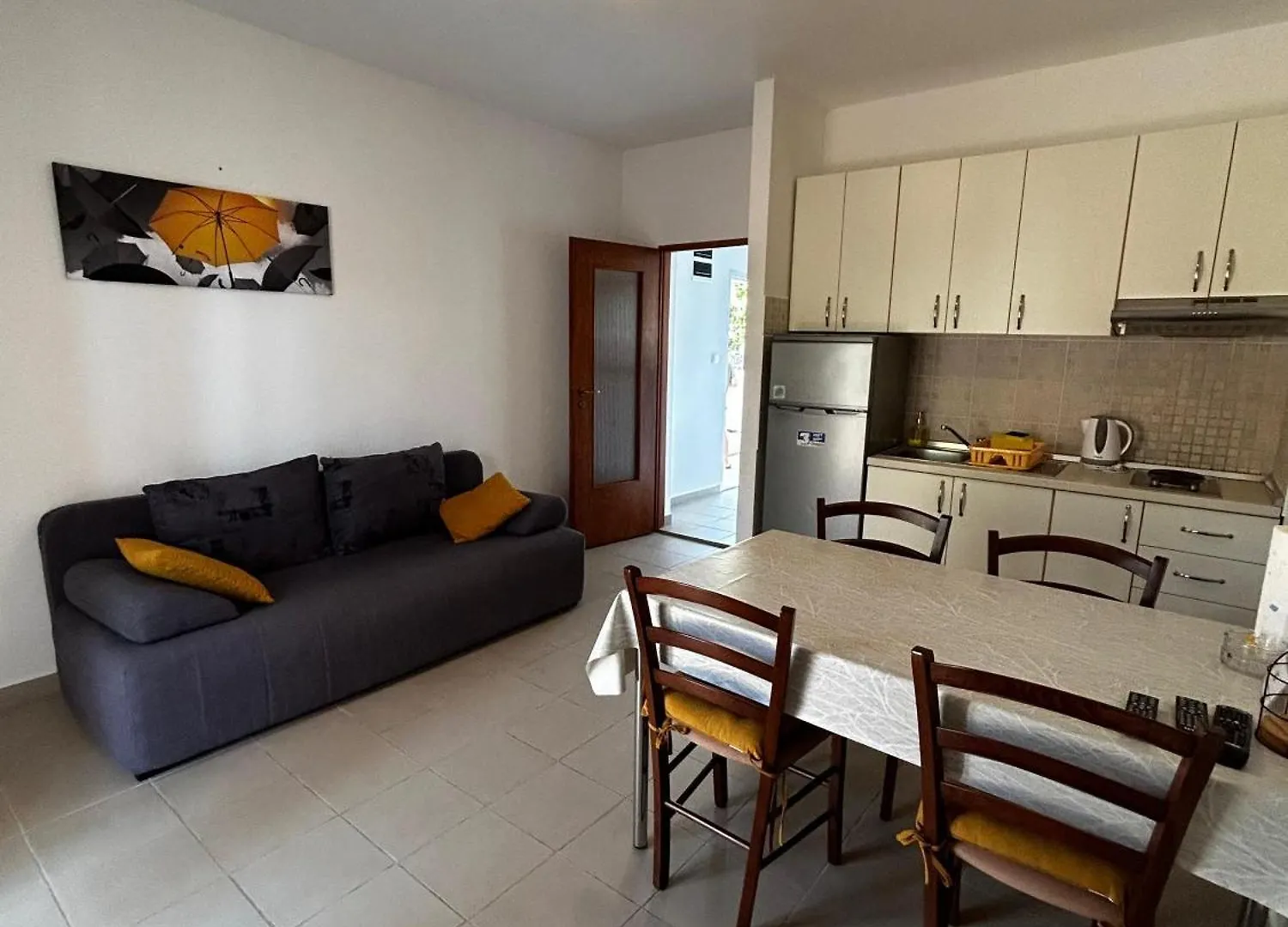 Cudina Beach Apartmens Pakoštane 0*,  クロアチア